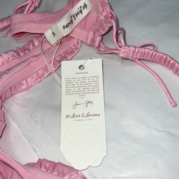 (XL) FOR LOVE & LEMONS
Everyday Thong Panty - Picture 11 of 14